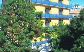 Hotel Capitol